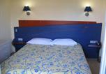 Yatt Hotel