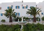 Nikos Hotel