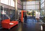 Orange Wings Krems