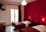 Nikos Hotel